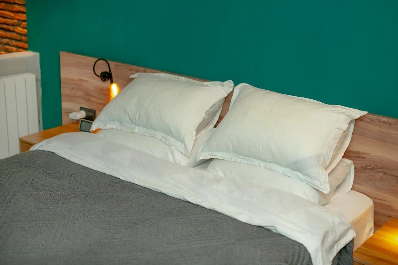Orangify Tbilisi Apartment